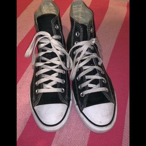 Unisex black and white high top converse